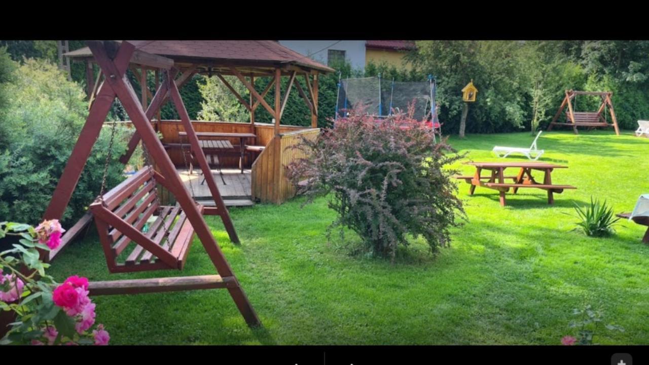 Wynajem Pokoi Guest House Чарни Дунаец Екстериор снимка